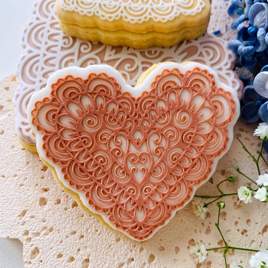 Lacey Heart Cookie Stamp & Cutter
