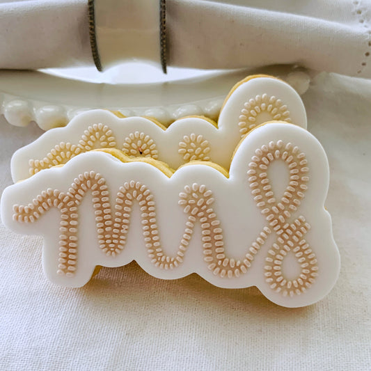 Beaded Mrs Cookie Stamp & Cutter