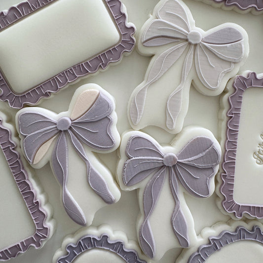 Flowy Bow Cookie Stamp & Cutter