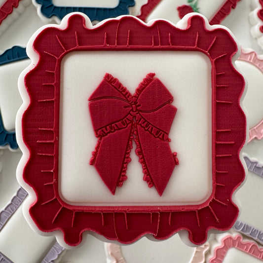 Cutout Square Frilled Edge Cookie Stamp & Cutter