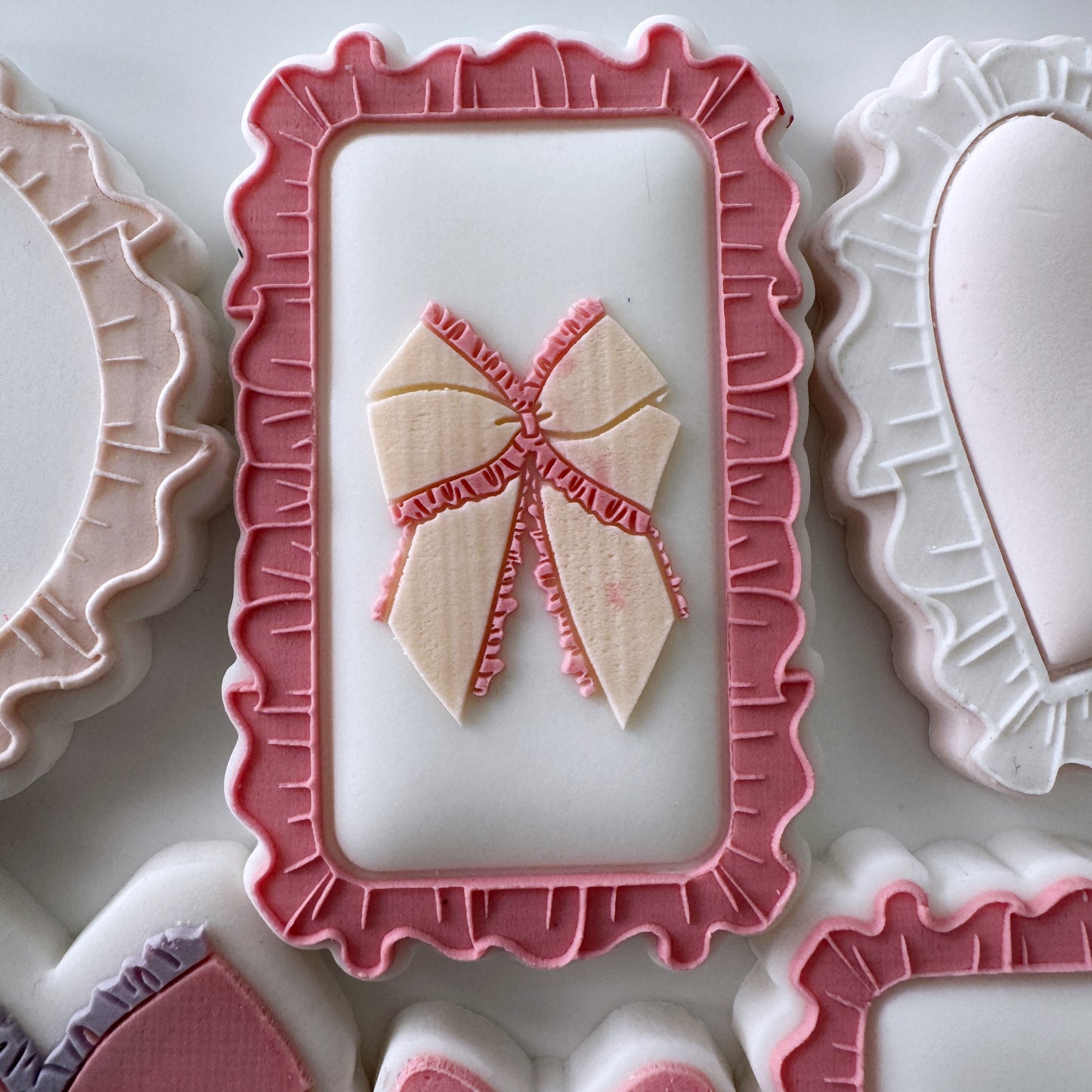 Cutout Rectangle Frilled Edge Cookie Stamp & Cutter