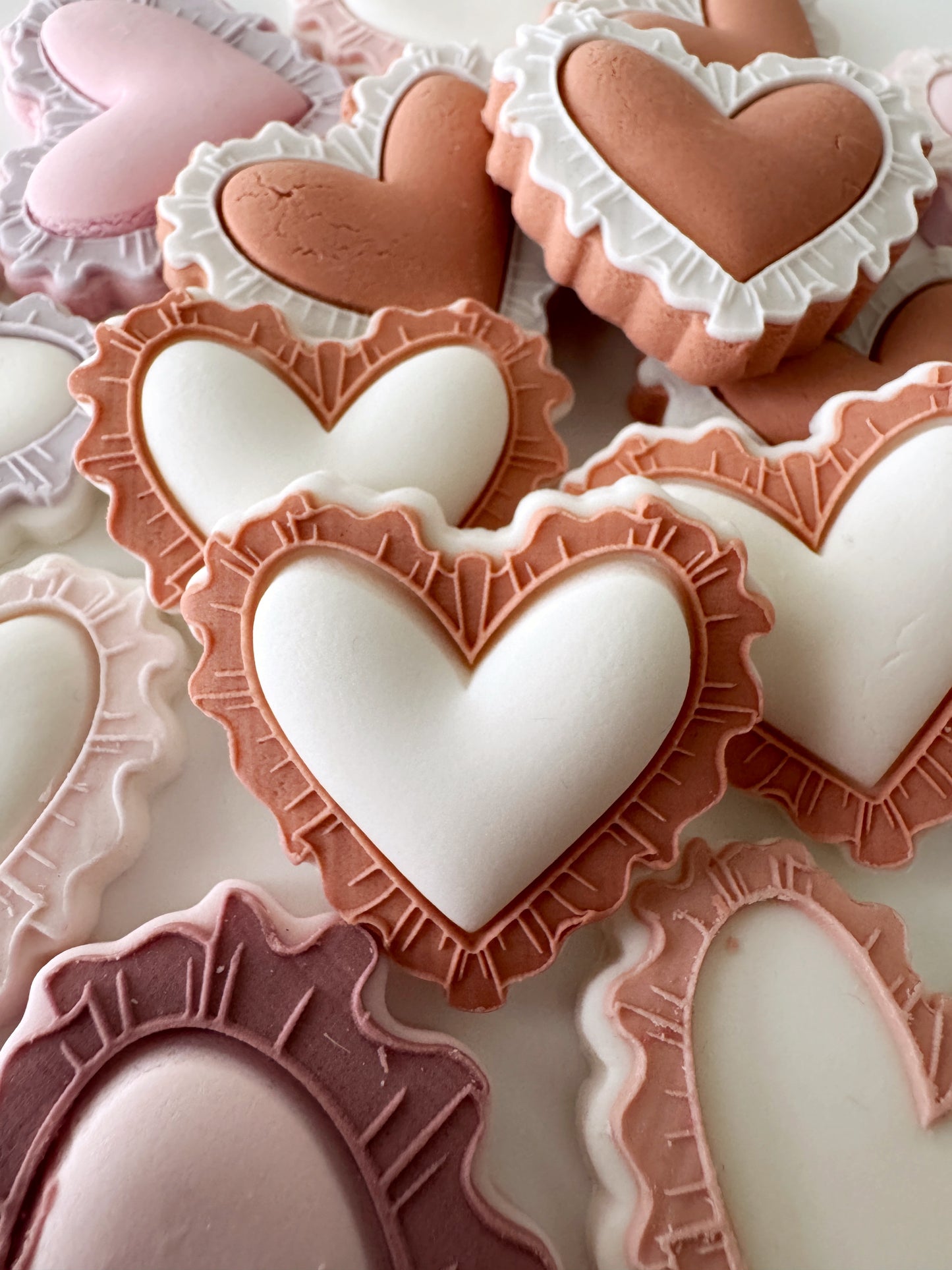 Mini Cutout Frilled Heart Cookie Stamp & Cutter