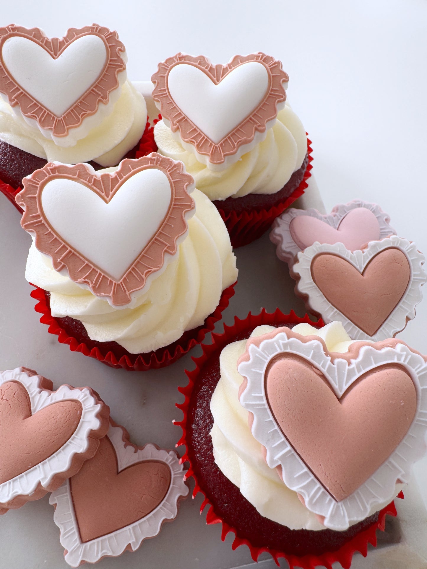 Mini Cutout Frilled Heart Cookie Stamp & Cutter