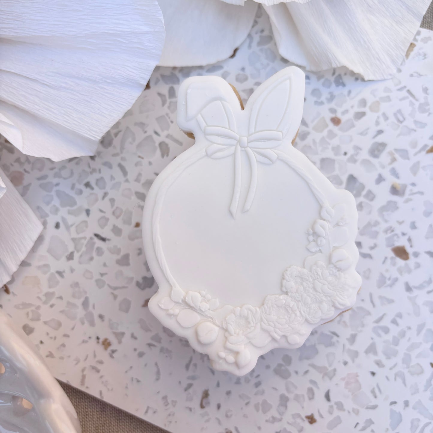 Easter Wreath With Bow Cookie Stamp and Cutter
