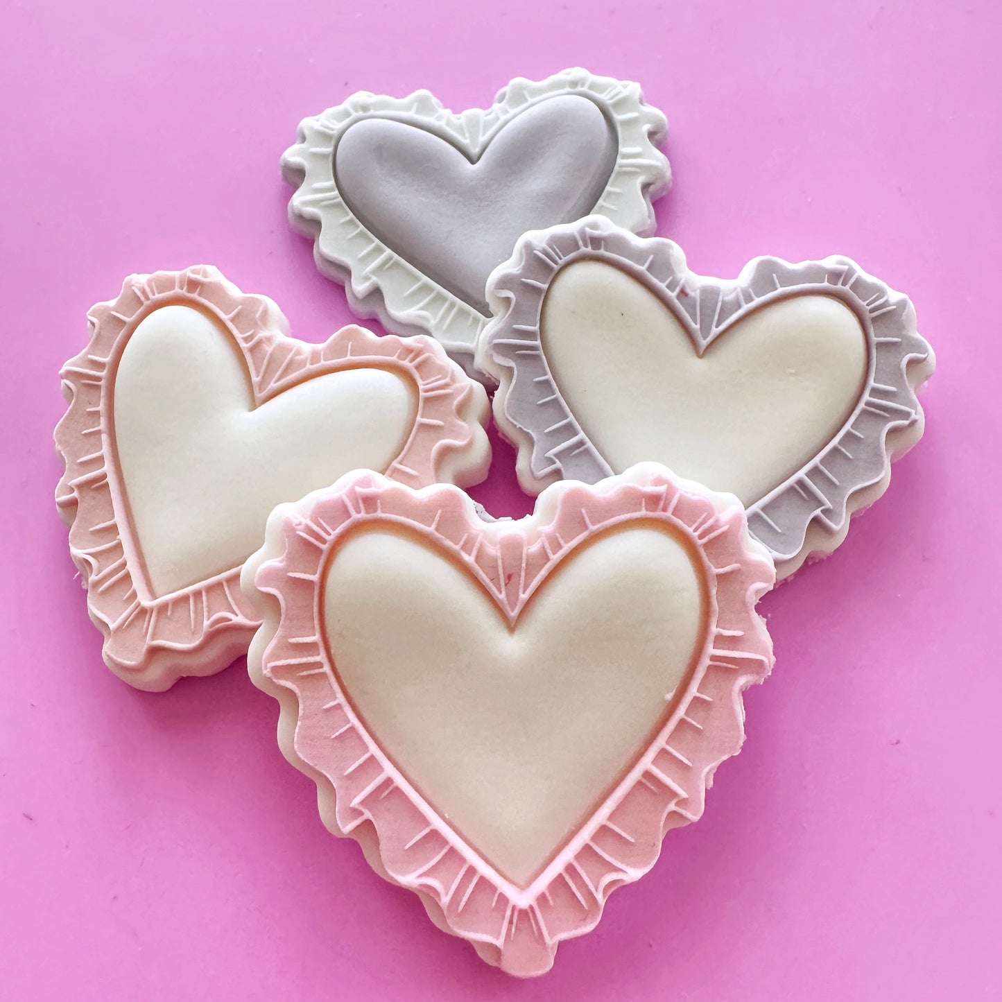 Mini Cutout Frilled Heart Cookie Stamp & Cutter