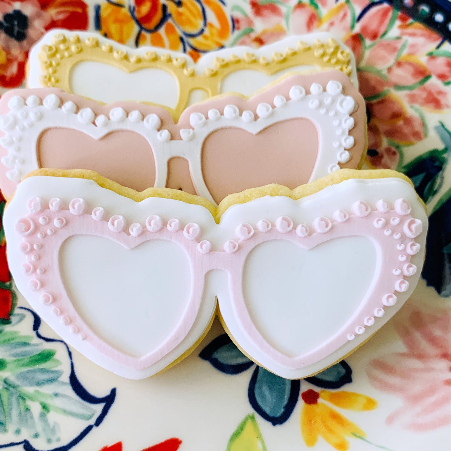 Glam Love Heart Sunglasses Cookie Stamp & Cutter