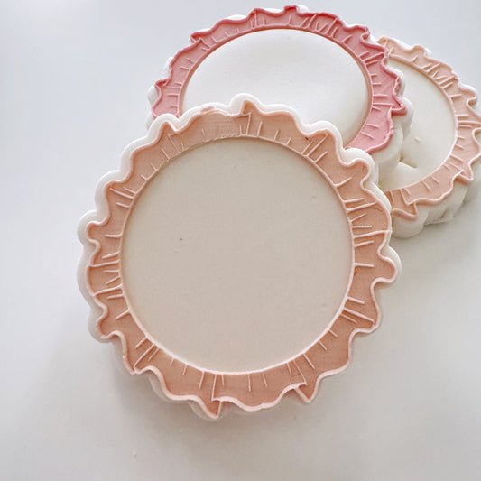 Round Frilled Edge Cookie Stamp & Cutter