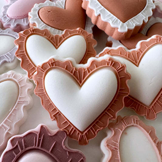 Mini Cutout Frilled Heart Cookie Stamp & Cutter