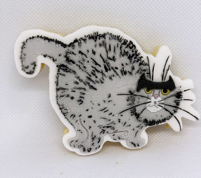 Hairy Maclary Scarface Claw Cookie Stamp & Cutter