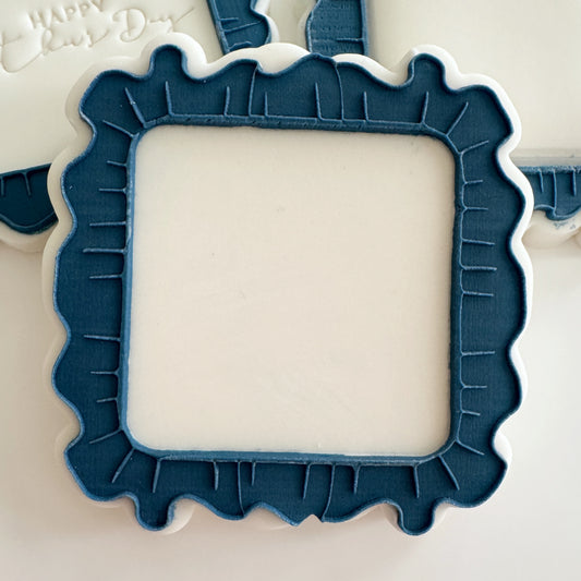 Square Frilled Edge Cookie Stamp & Cutter