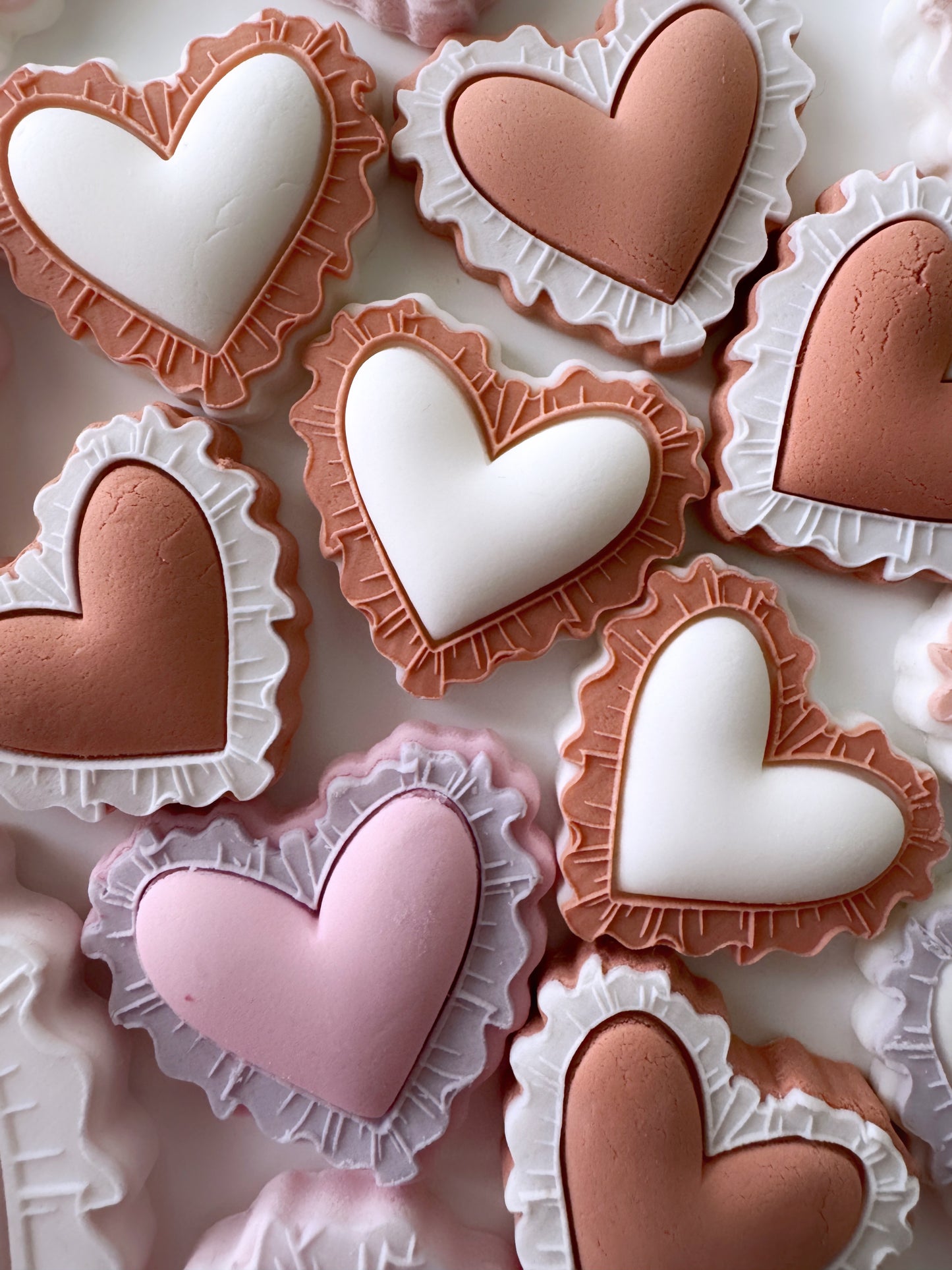 Mini Cutout Frilled Heart Cookie Stamp & Cutter