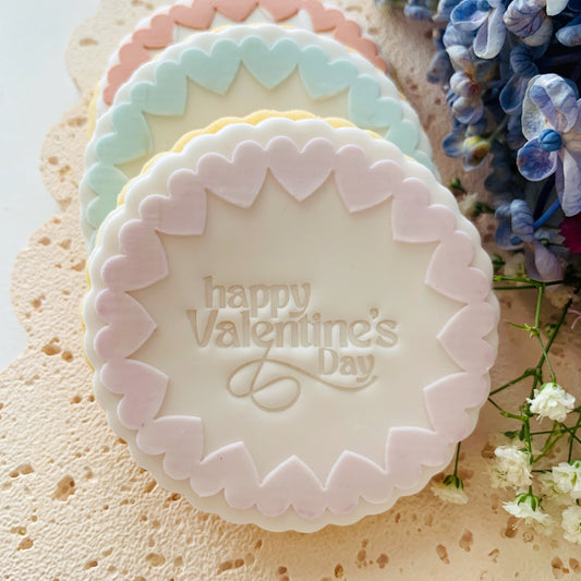 7cm Round Heart Border Cookie Stamp & Cutter