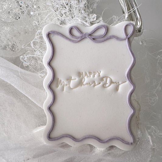 Long Bow & Wavy Border Cookie Stamp & Cutter