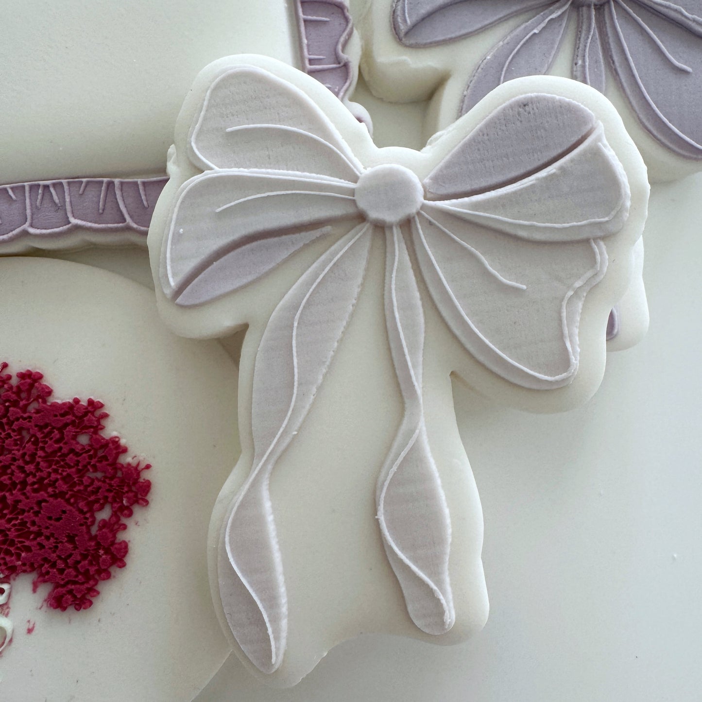 Flowy Bow Cookie Stamp & Cutter