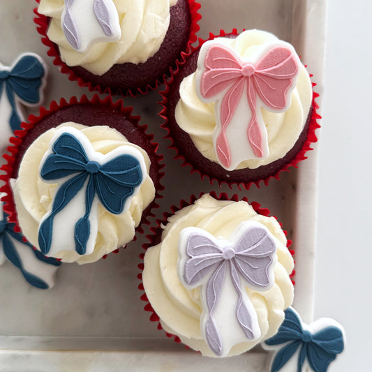 Mini Flowy Bow Cookie Stamp & Cutter