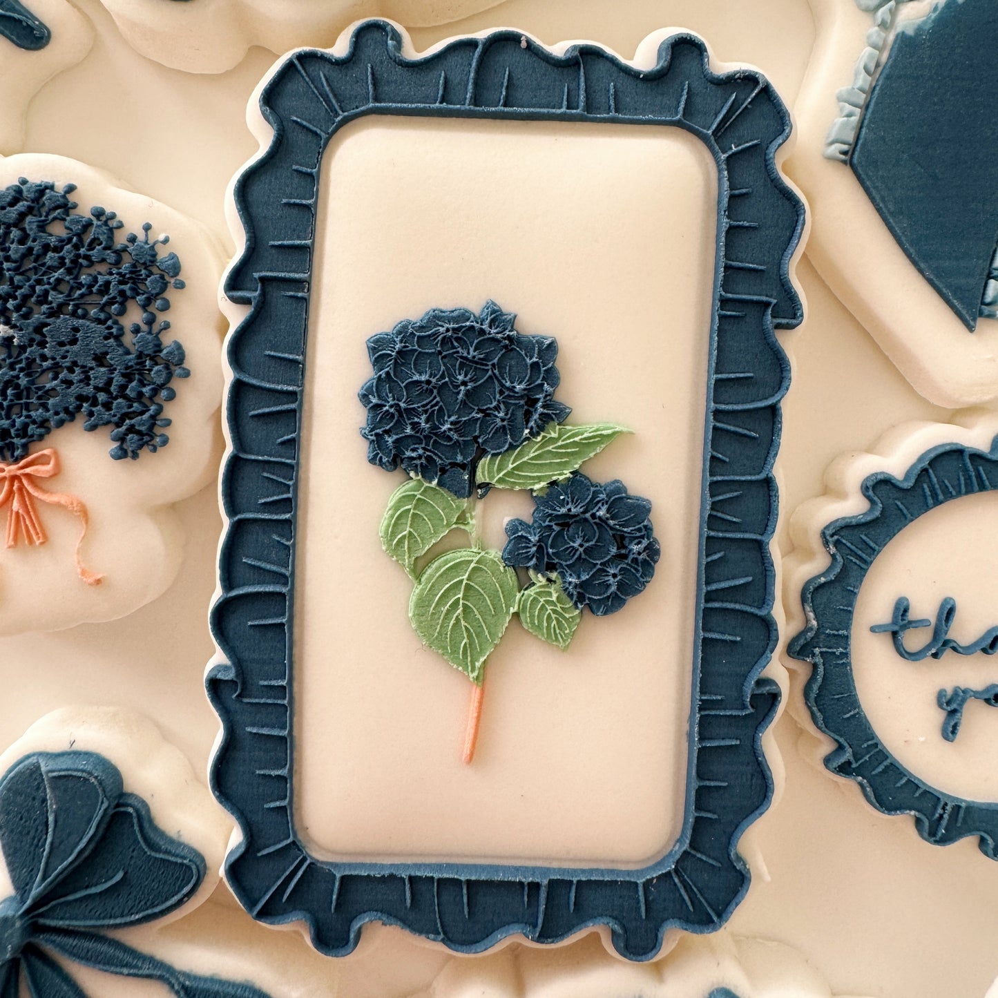 Mini Hydrangeas Cookie Stamp & Cutter