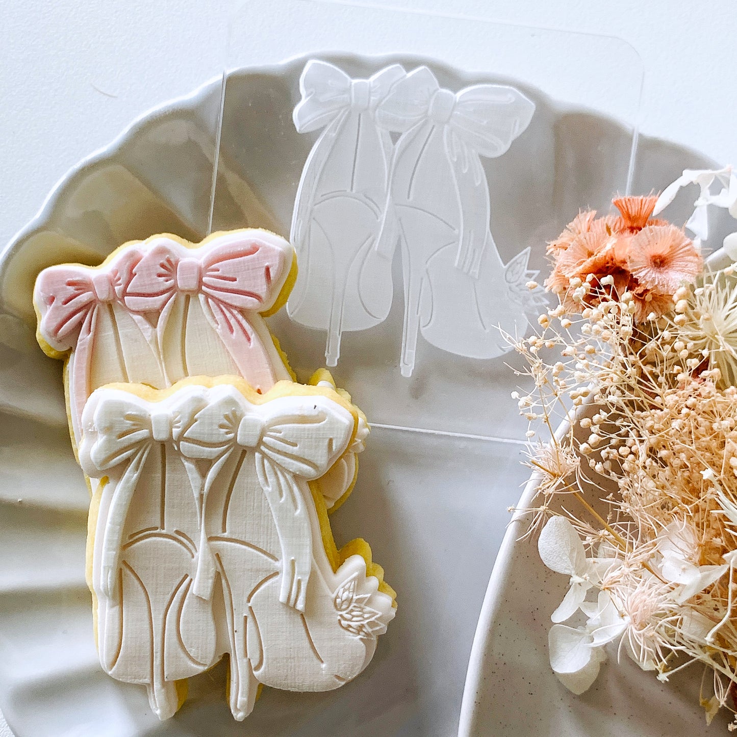 Small Bride Heel Cookie Stamp & Cutter