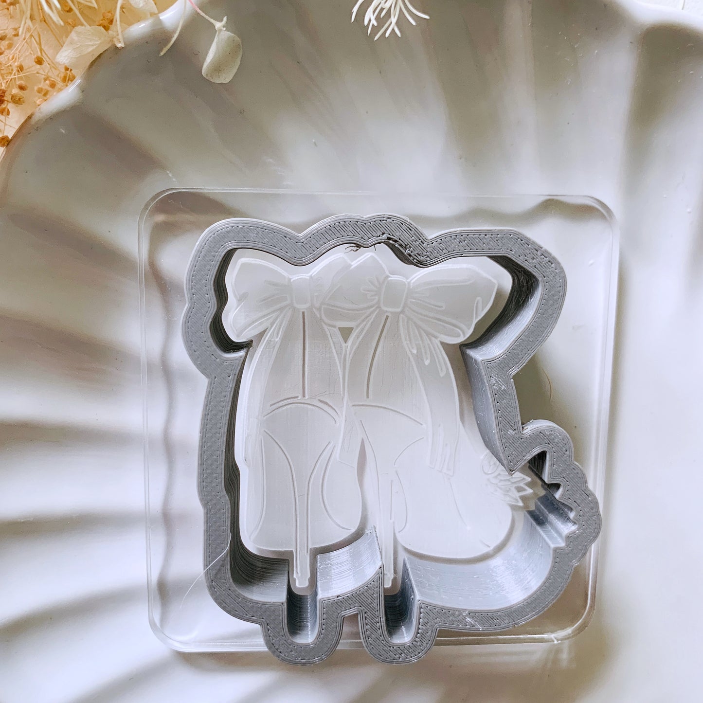 Small Bride Heel Cookie Stamp & Cutter