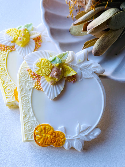 Amalfi Lemon Vine Arch Cookie Stamp & Cutter