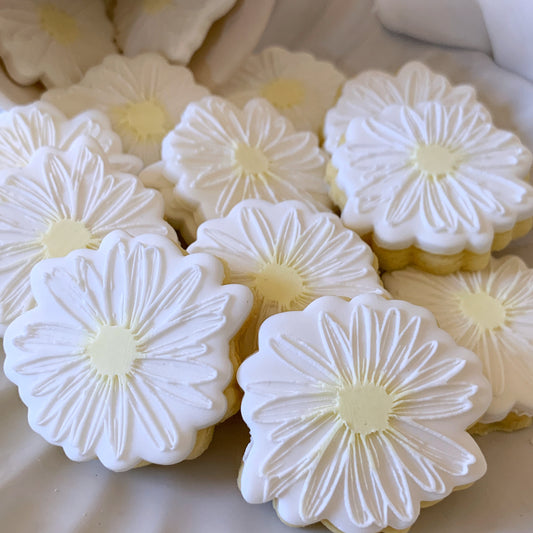 Mini Daisy & Rose Flower Cookie Stamp & Cutter Set