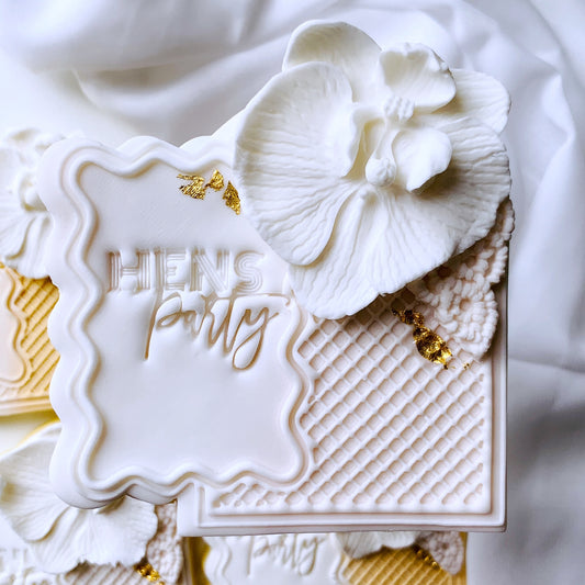 Wavy Arch Cookie Stamp & Cutter