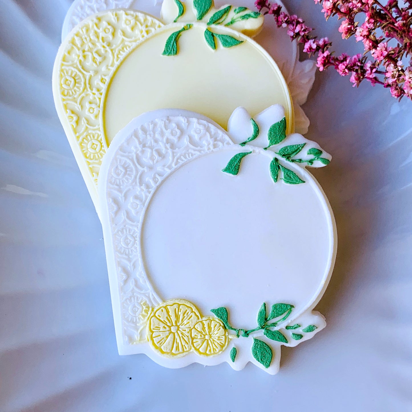 Amalfi Lemon Vine Arch Cookie Stamp & Cutter