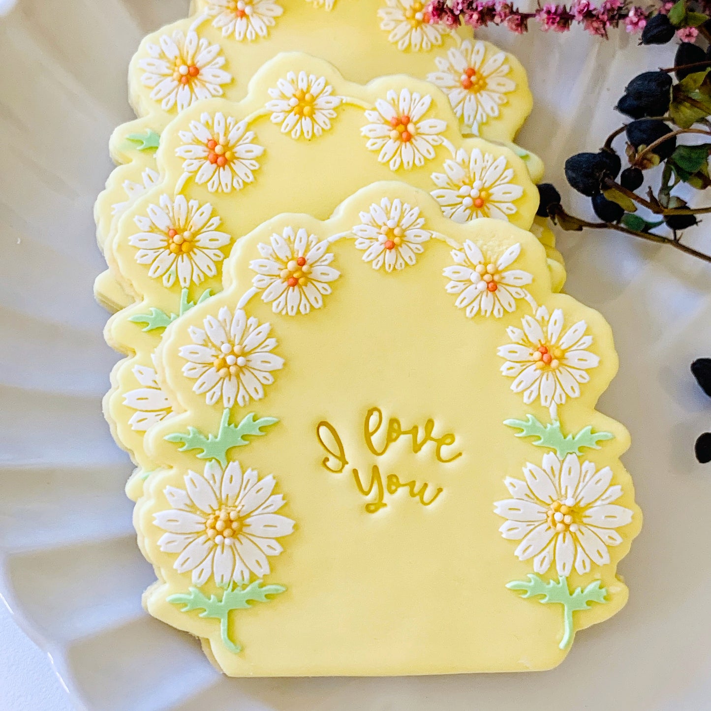 Daisy Chain Arch Cookie Stamp & Cutter