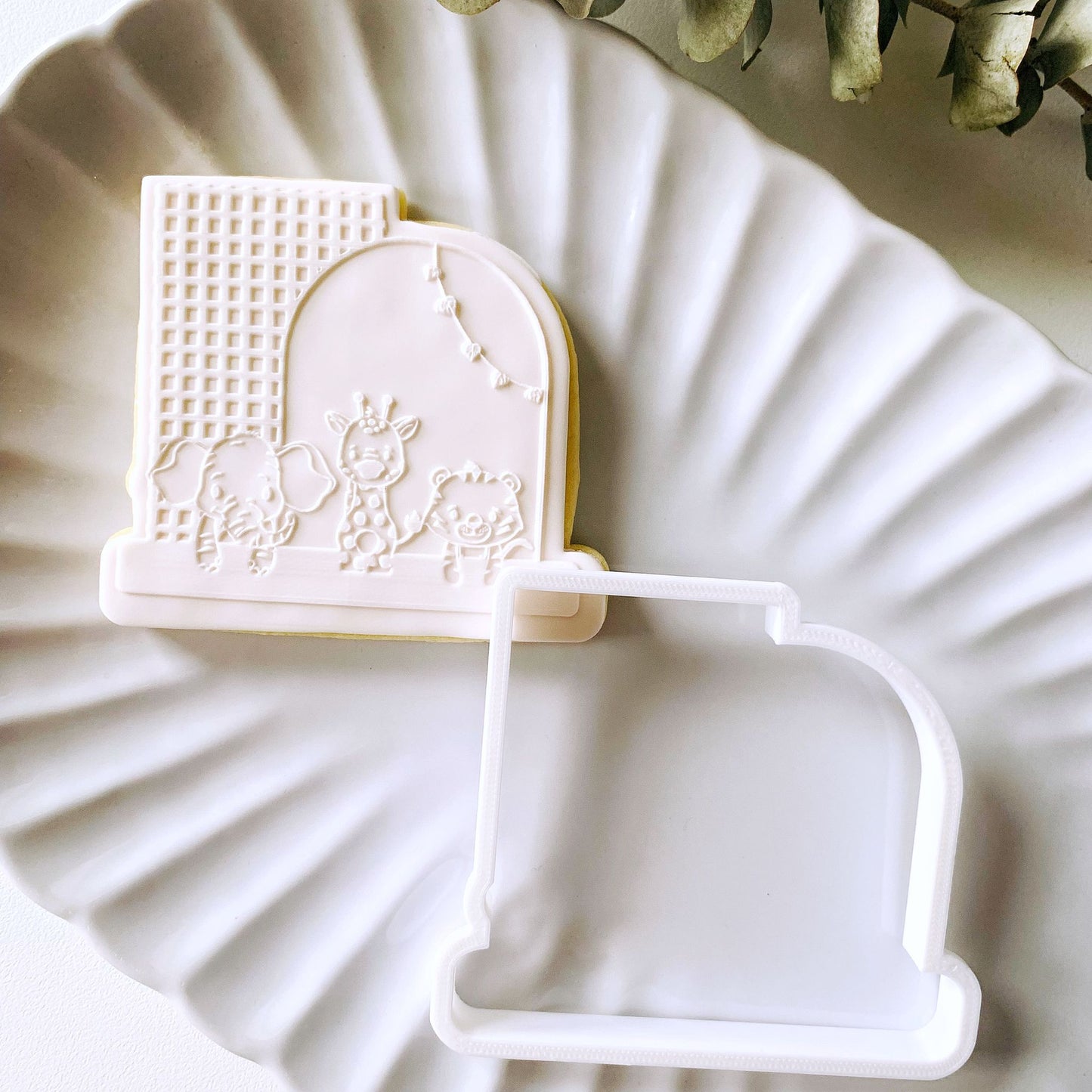 Safari Arch Cookie Stamp & Cutter