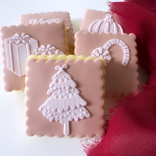 Petite Wavy Tree Cookie Stamp & Cutter