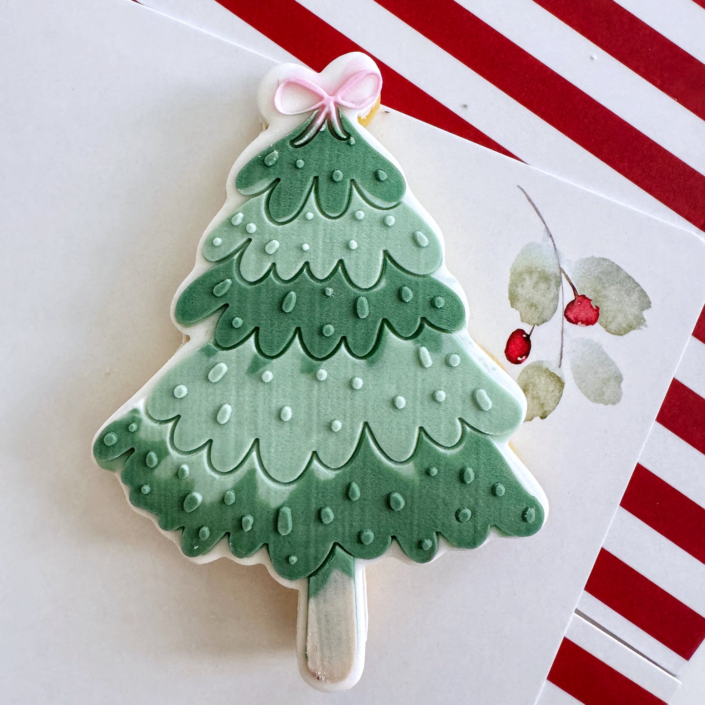 Wavy Bow Christmas Tree Cookie Stamp & Cutter