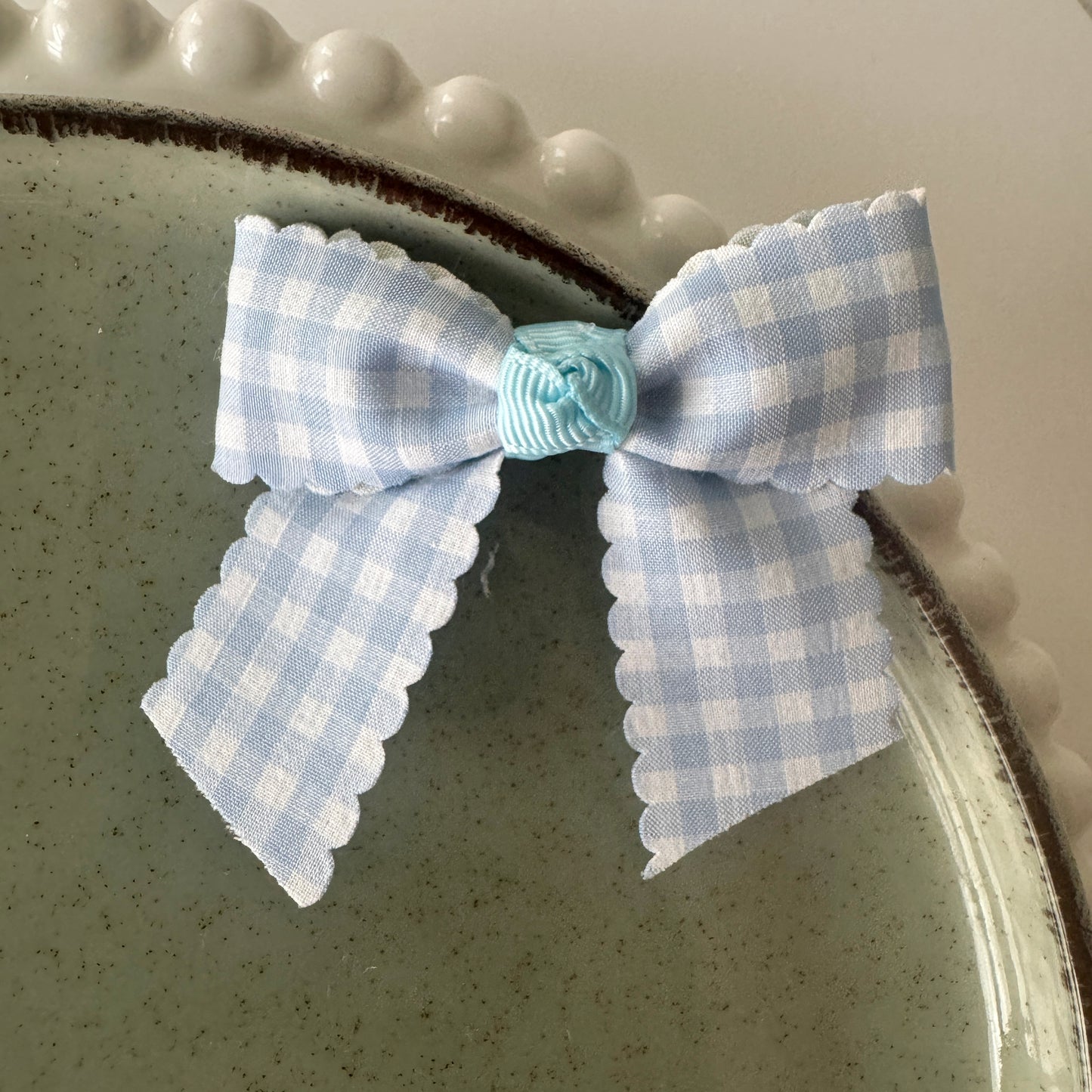 Baby Blue Gingham Pre tied bows (10pk)