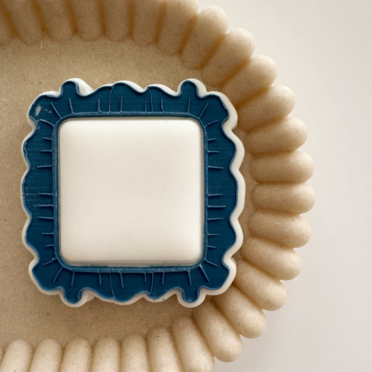 Cutout Square Frilled Edge Cookie Stamp & Cutter