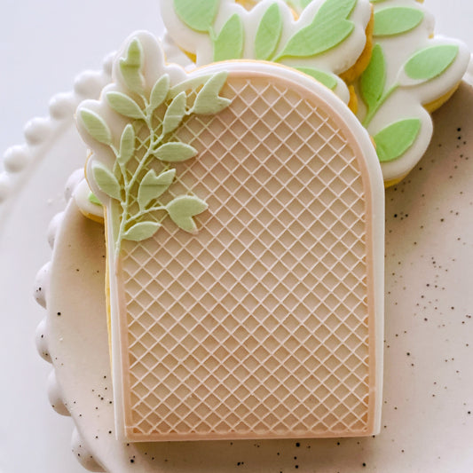 Lattice Leaf Arch Cookie Stamp & Cutter