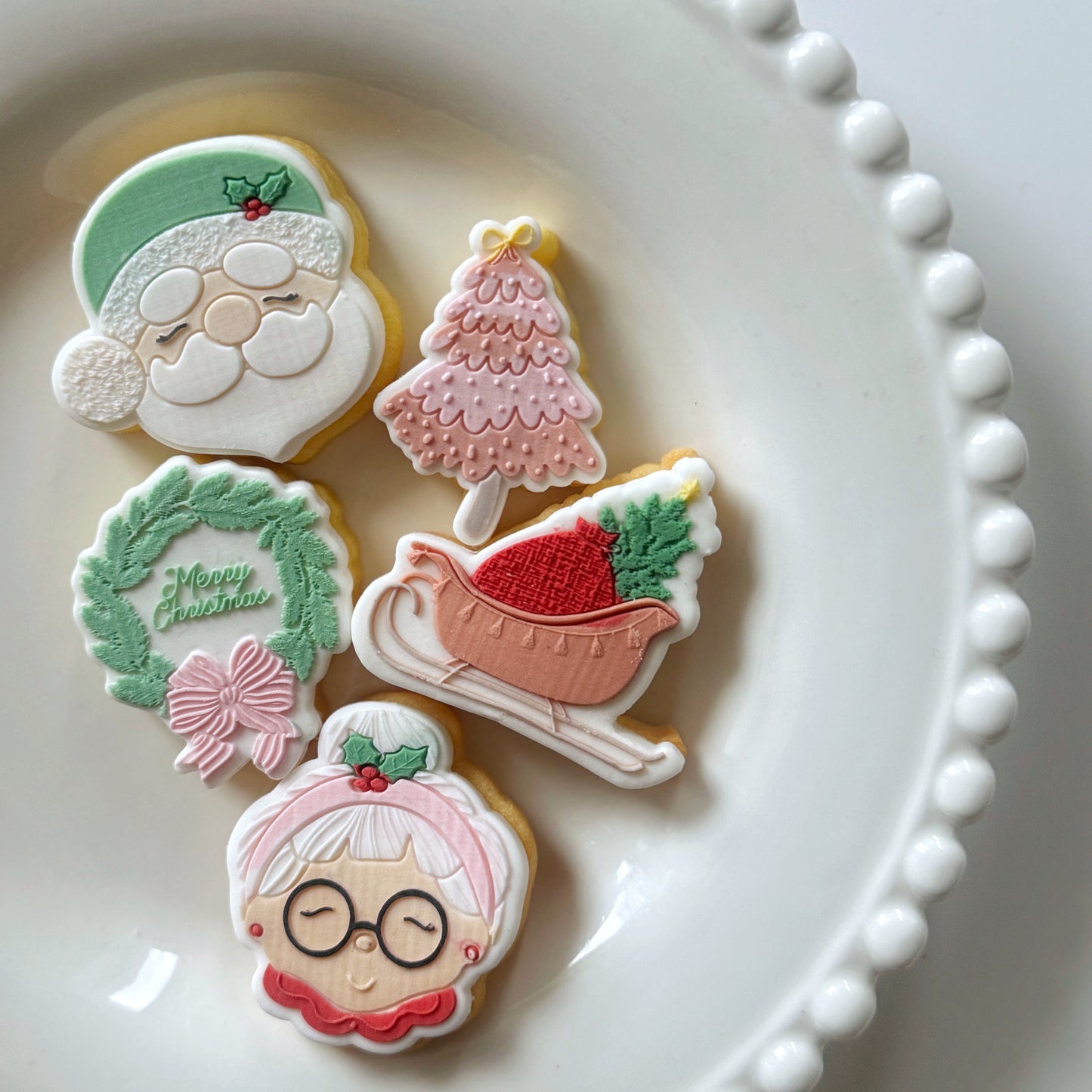 BUNDLE - 5cm Christmas Mini Cookie Plates & Cutters