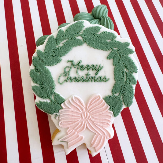 Standard Christmas Wreath Cookie Stamp & Cutter