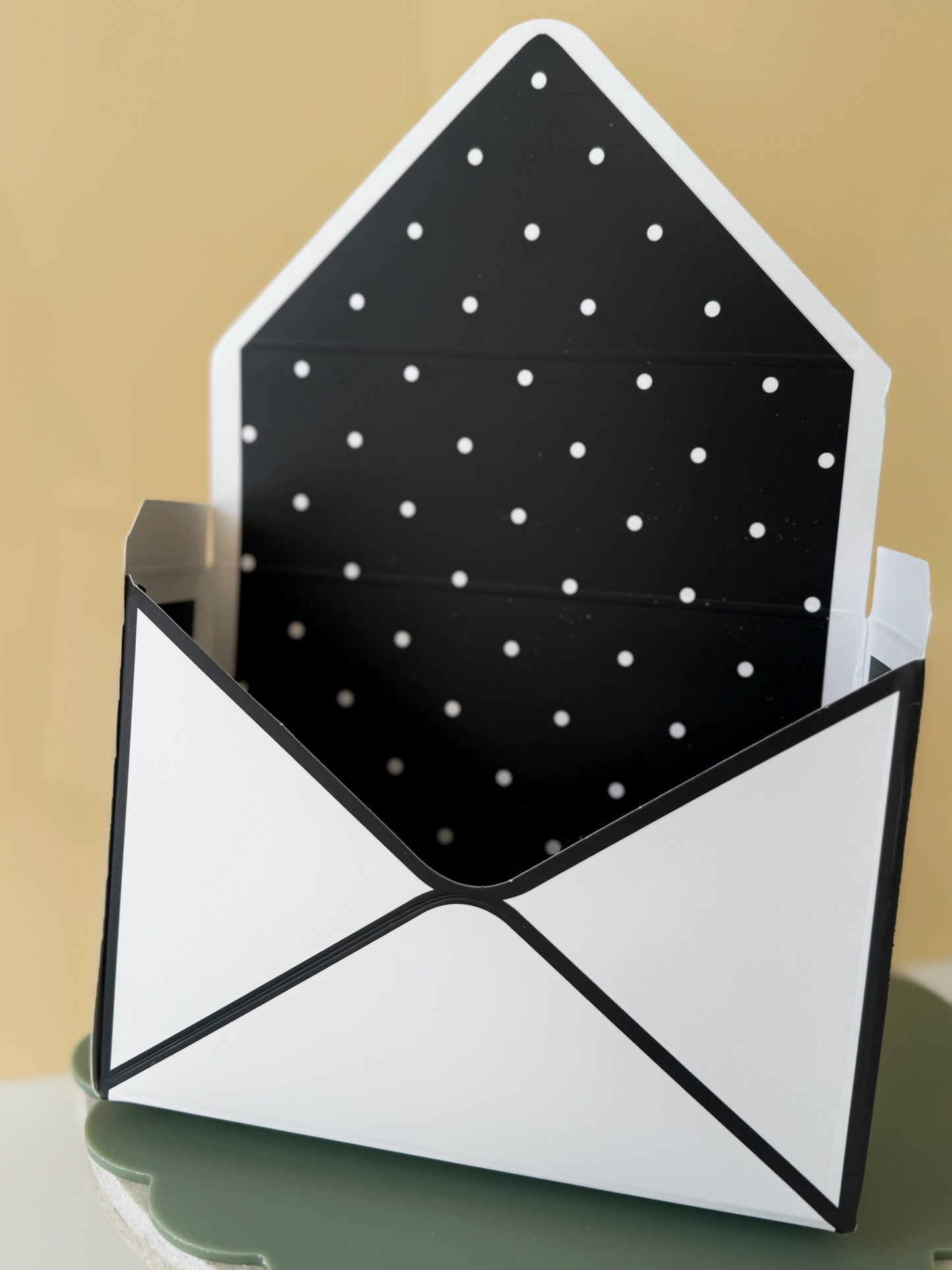 Envelope Gift Box - White Black Spot