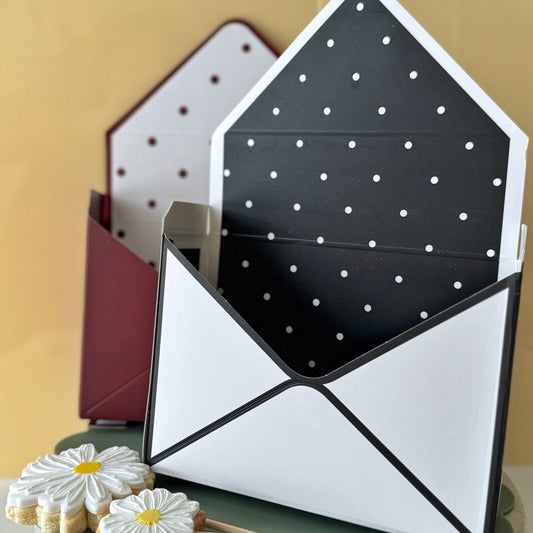 Envelope Gift Box - White Black Spot