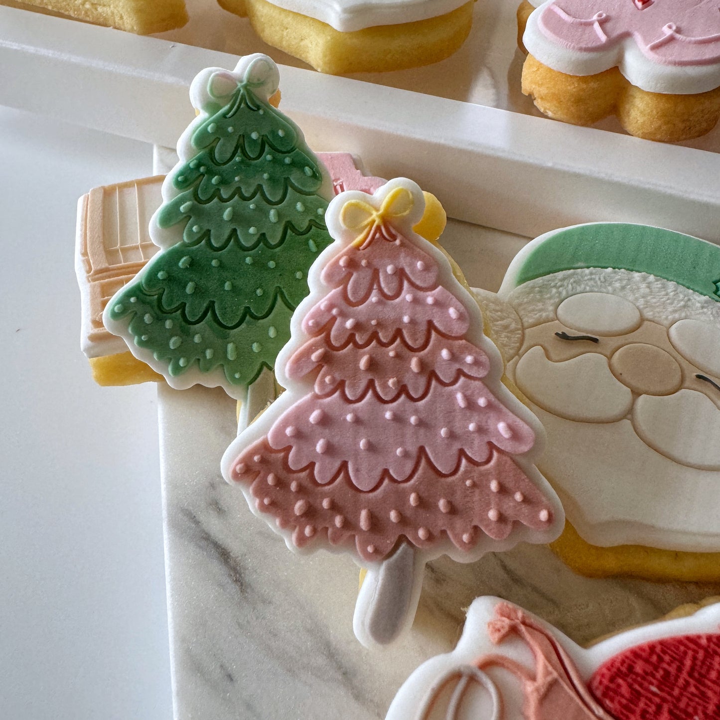 BUNDLE - 5cm Christmas Mini Cookie Plates & Cutters