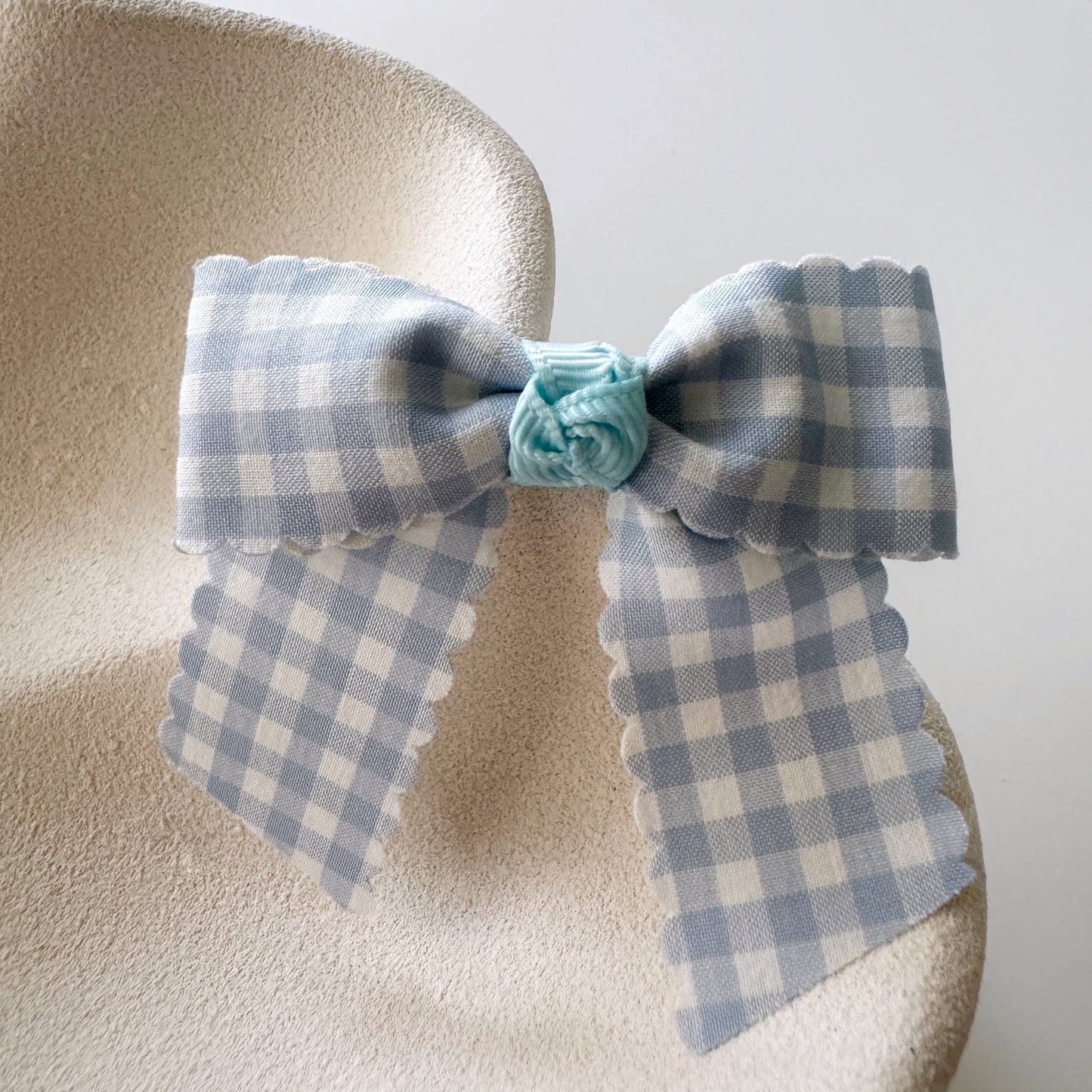 Baby Blue Gingham Pre tied bows (10pk)