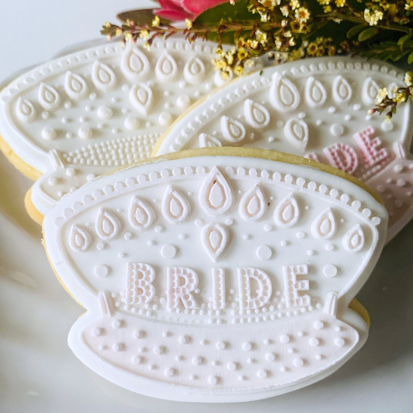 Small Glam Bride Hat Cookie Stamp & Cutter