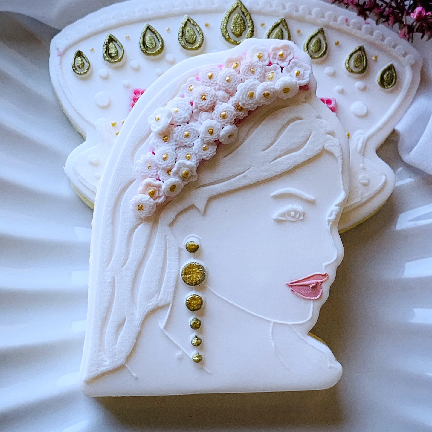 Girl with the Pearl Earrings Cookie Stamp and Cutter