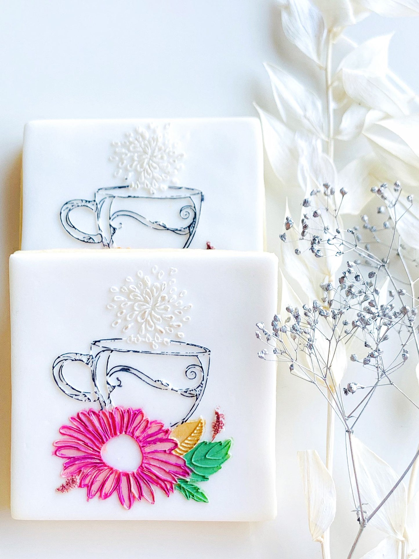 Daisy Tea Cup Cookie Stamp & Cutter