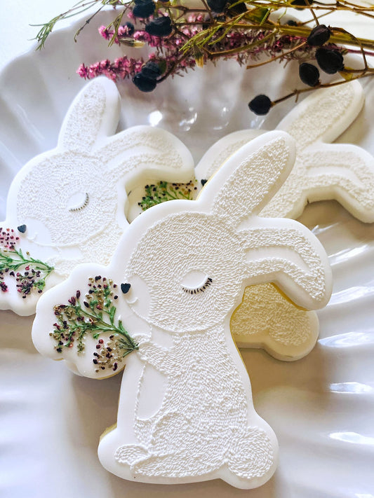 Large Blossom Bunny Cookie Stamp and Cutter
