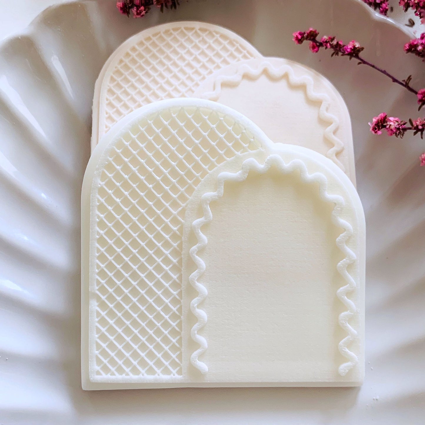 Wavy Double Arch Cookie Stamp & Cutter